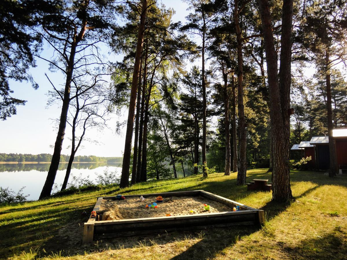 Ferienpark Am Glubigsee Вендиш Риц Екстериор снимка